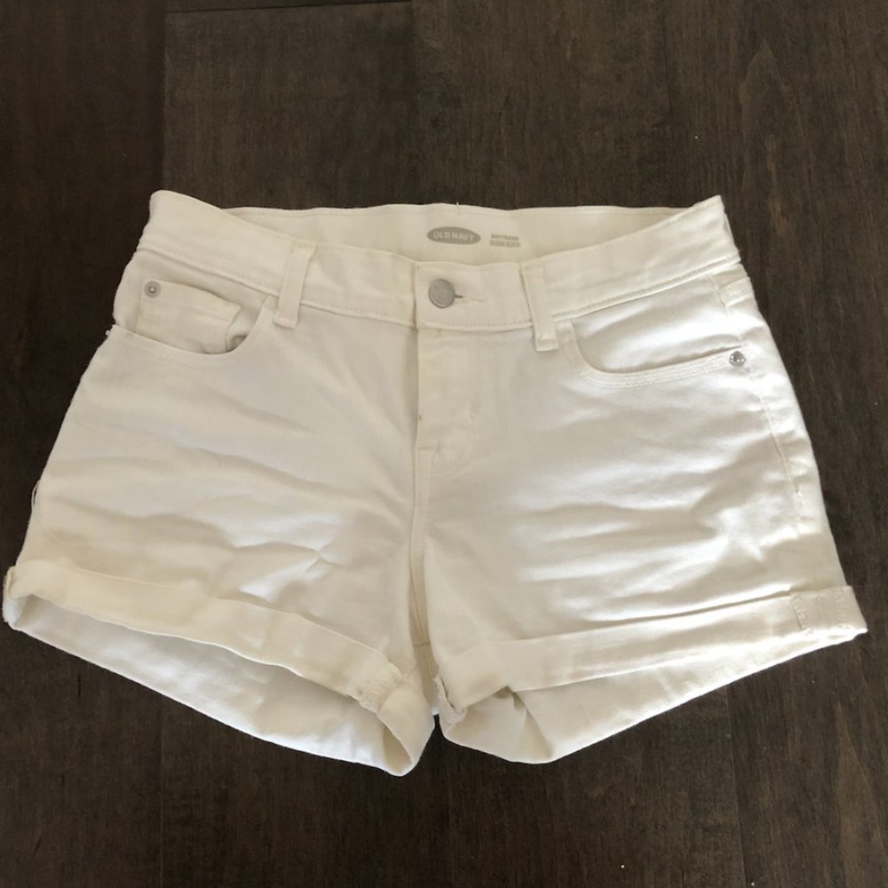 Classic white shorts